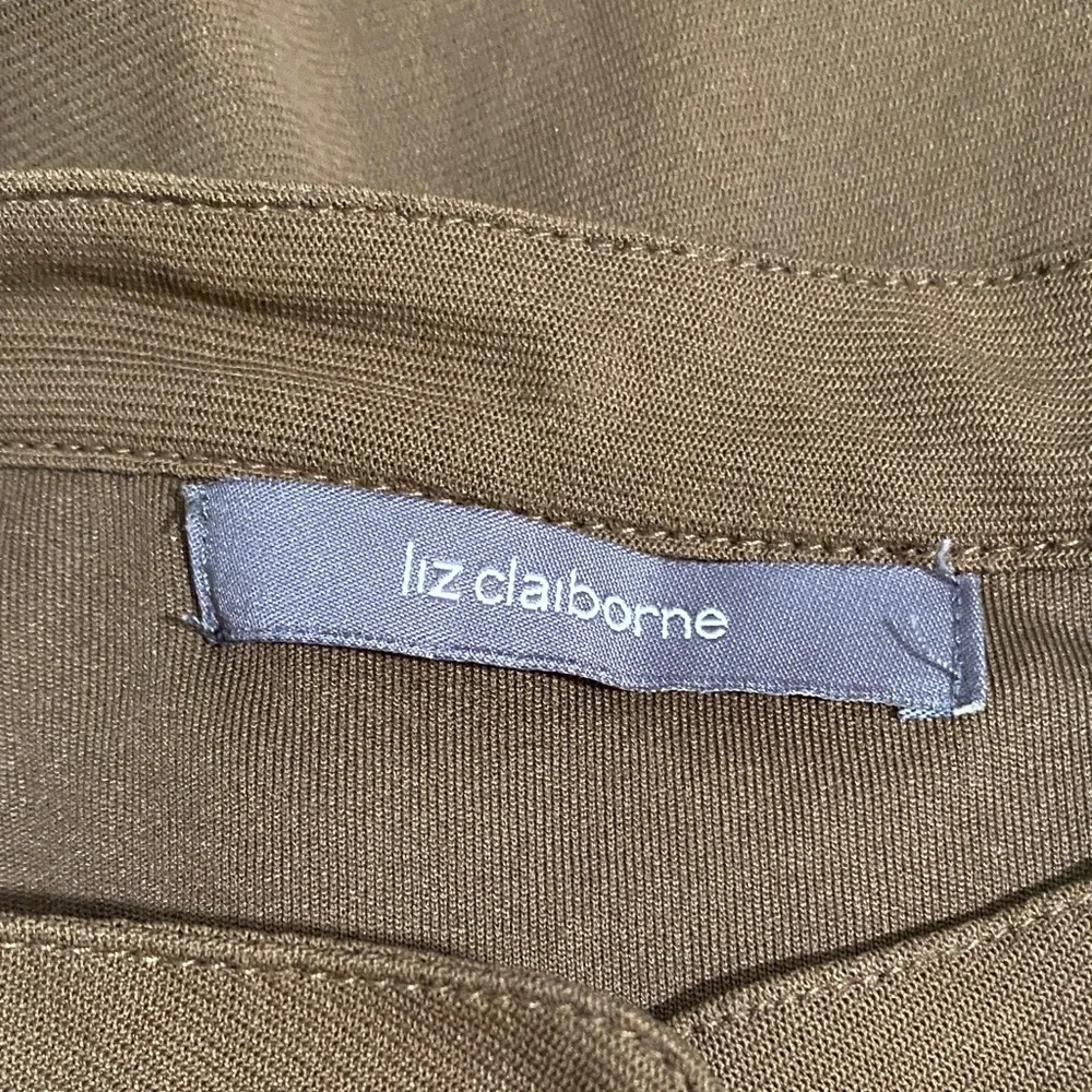 Liz Claiborne Chocolate Button-Up Blouse